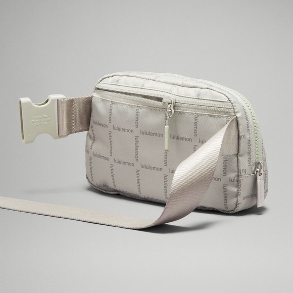 Lululemon Everywhere Belt Bag - Wordmark Grid Mini Raw Linen LAST ONE RARE FIND - Picture 7 of 12